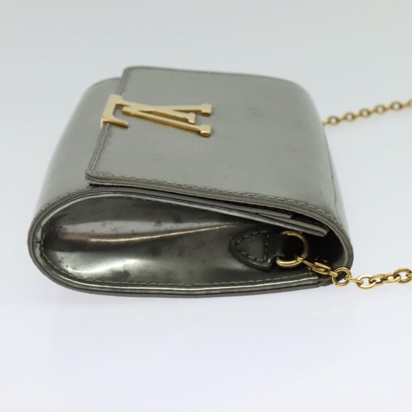LOUIS VUITTON Vernis Pochette Louise PM Clutch Bag Silver LV Auth - Picture 4 of 16
